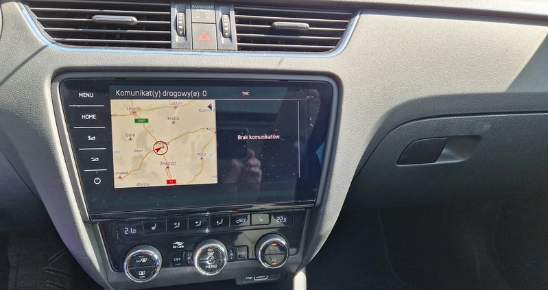 Skoda Octavia cena 57500 przebieg: 189700, rok produkcji 2018 z Rawicz małe 781